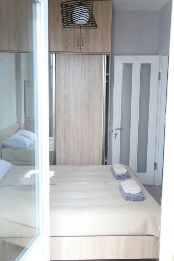 Apartment Black Sea 7 Batumi Esterno foto